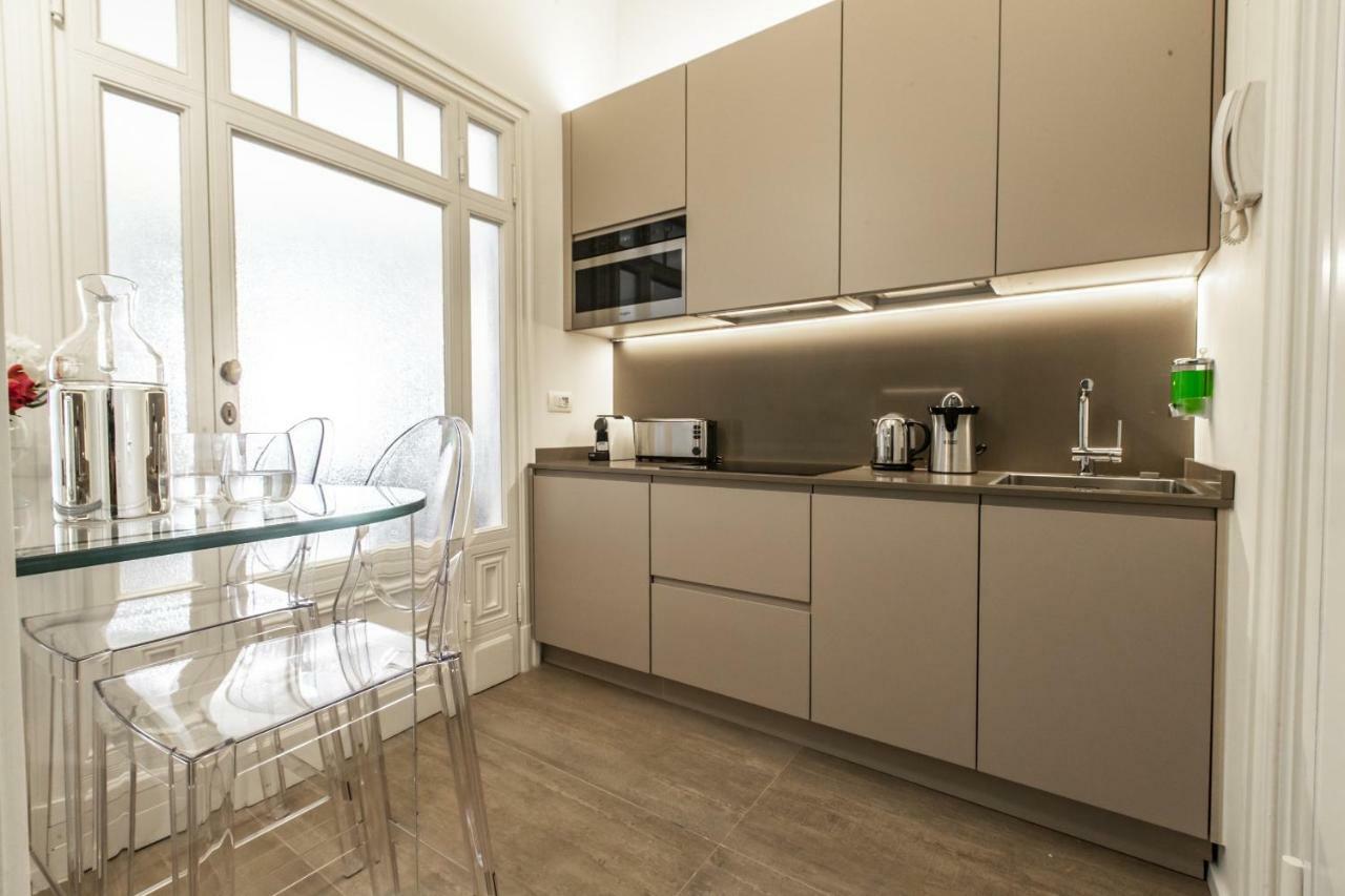 Ferienwohnung Duomo View Design Studio R&R Mailand Exterior foto
